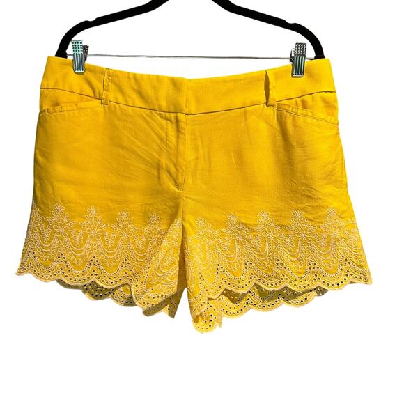 Ann Taylor Loft Size 10 Linen Blend Dressy Shorts Yellow Eyelet Summer Micro - Picture 1 of 10